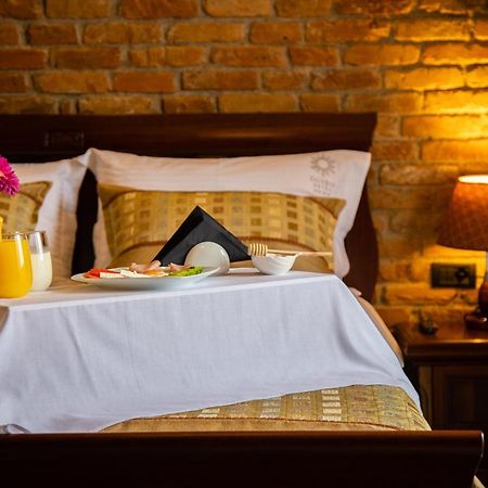 Casta Diva Hotel Korce Ngoại thất bức ảnh