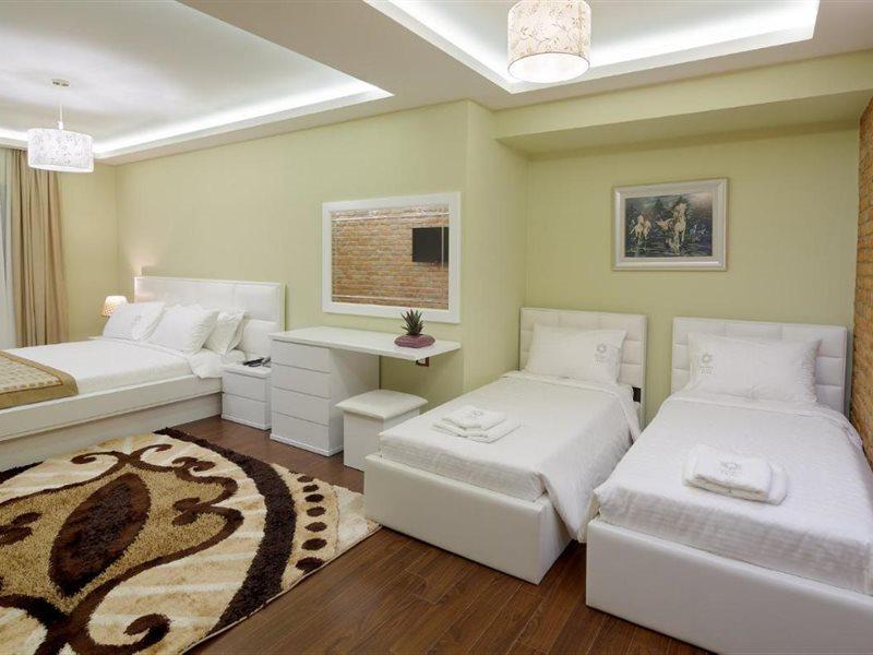 Casta Diva Hotel Korce Ngoại thất bức ảnh