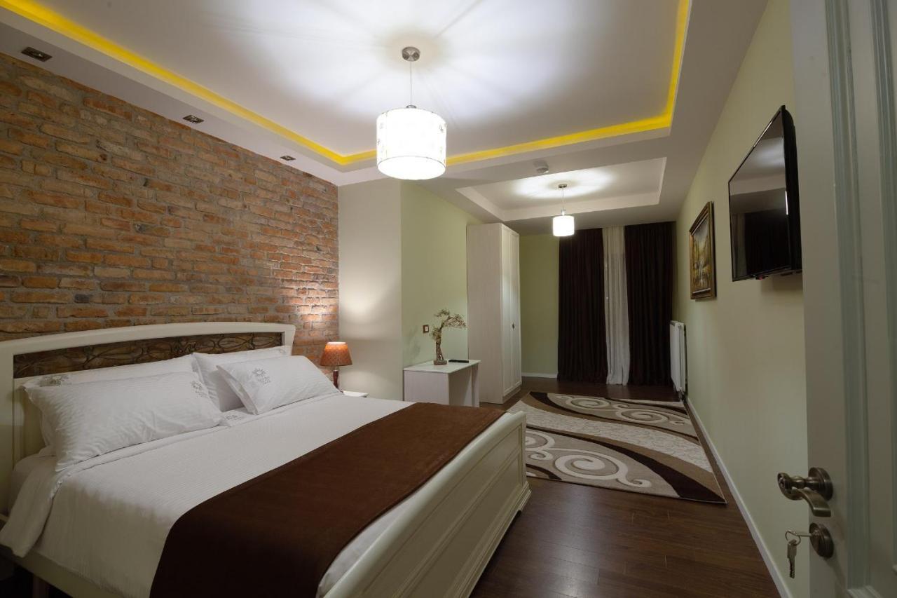 Casta Diva Hotel Korce Ngoại thất bức ảnh