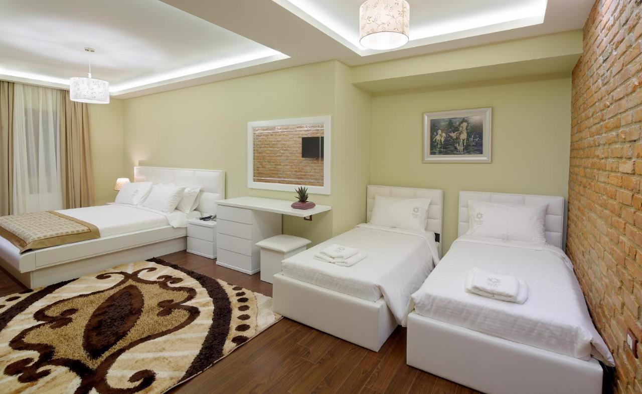 Casta Diva Hotel Korce Ngoại thất bức ảnh